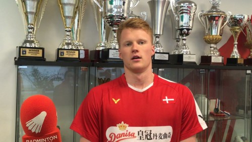 还让我们深 还让我们深