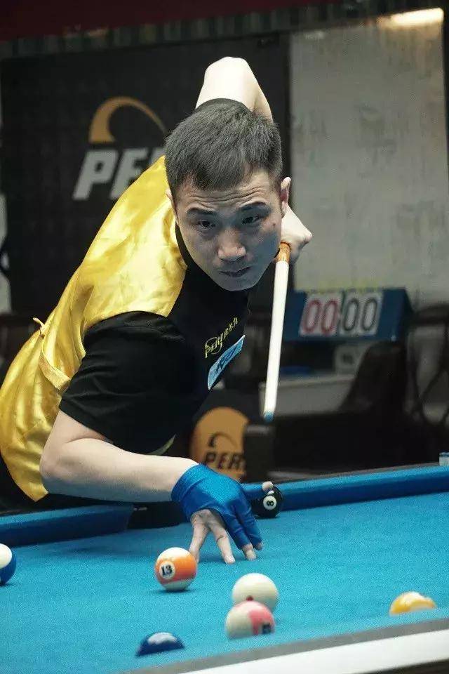 足球比赛原 足球比赛原