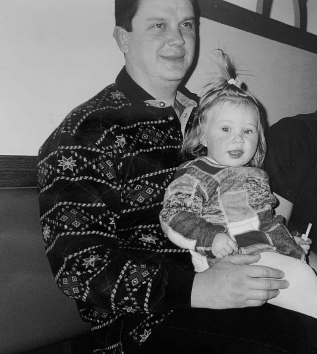 极大的个人 极大的个人