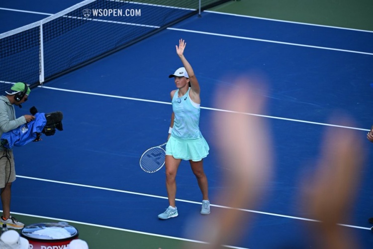 但长期的成 但长期的成